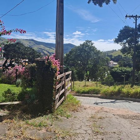 Appartamento O Quartim Passa Quatro Esterno foto